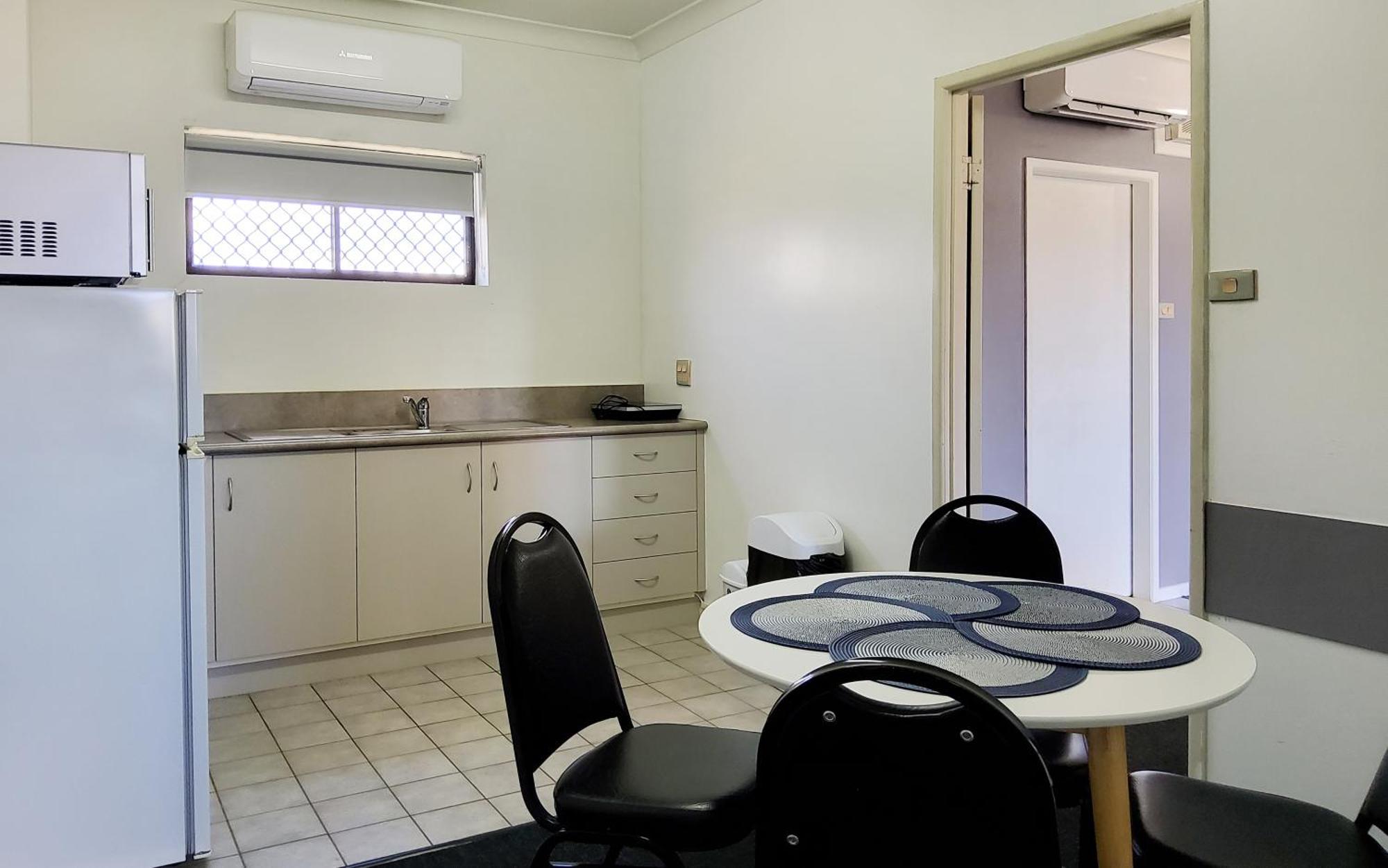 רוקהמפטון Archer Park Motel חדר תמונה
